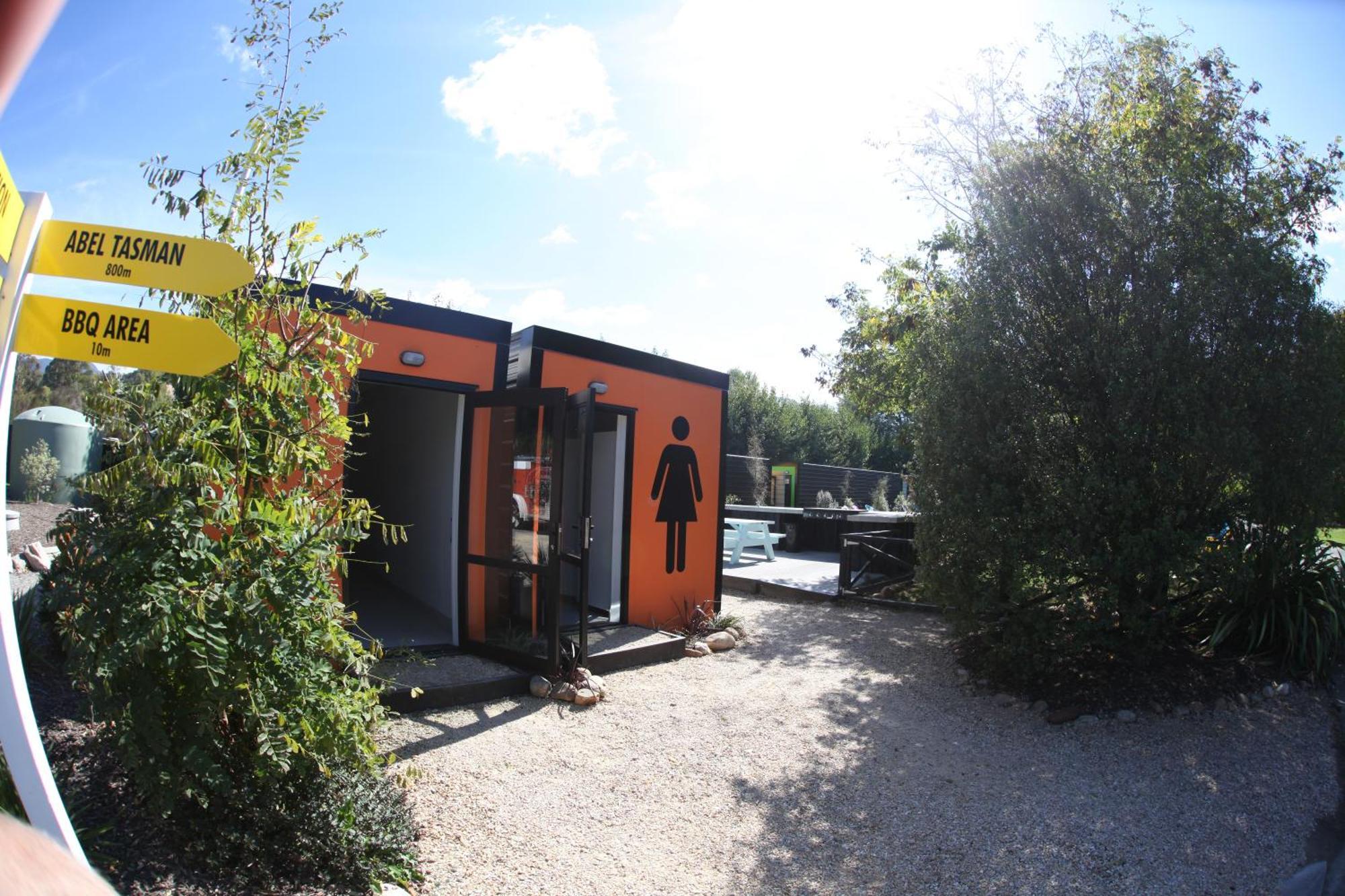 Adventure Inn Marahau Exterior foto
